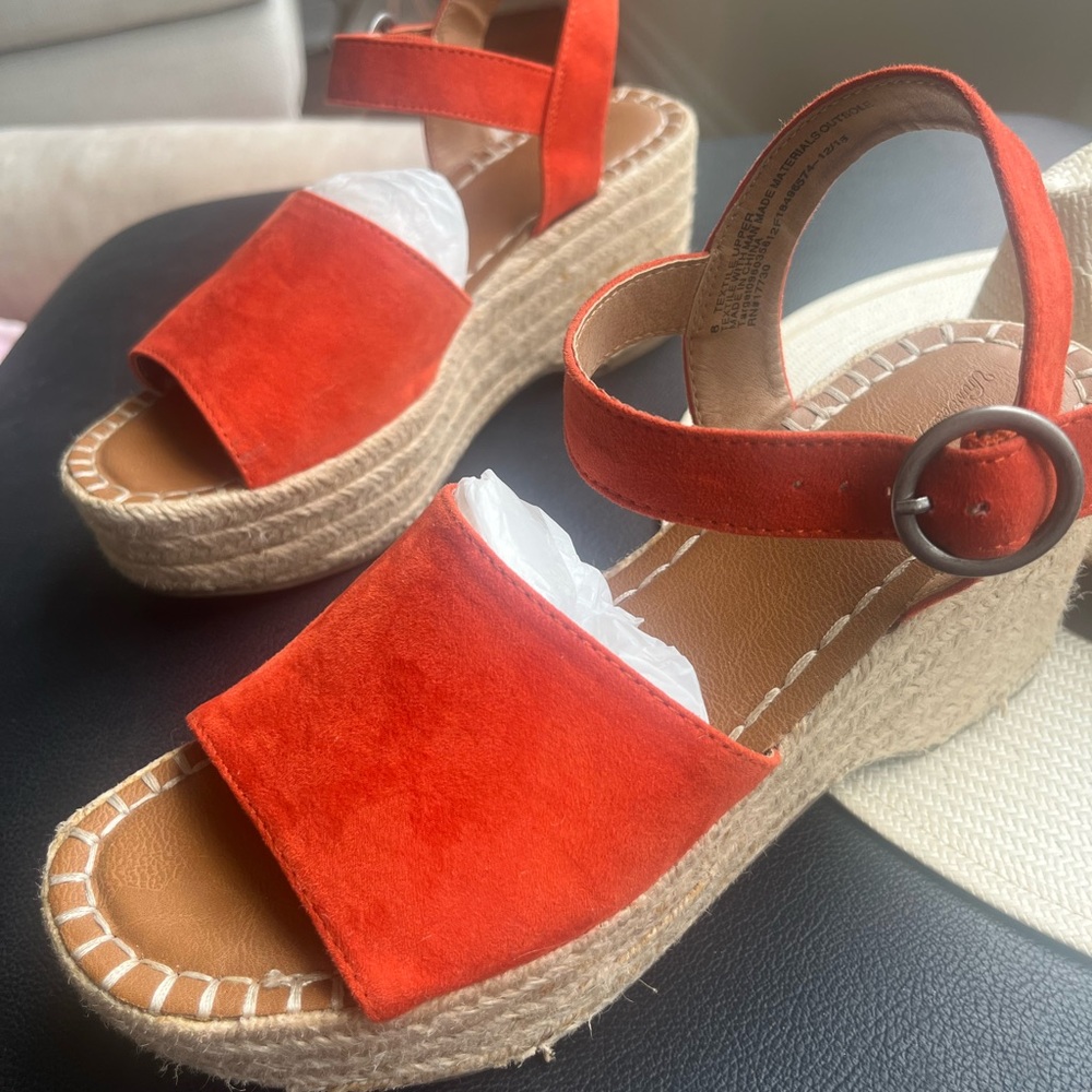 Gorgeous Universal Thread Orange Wedge Espadrilles Sz 8 - Picture 5 of 6